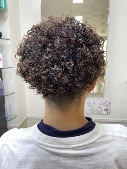 カット後の髪型!後ろから撮影