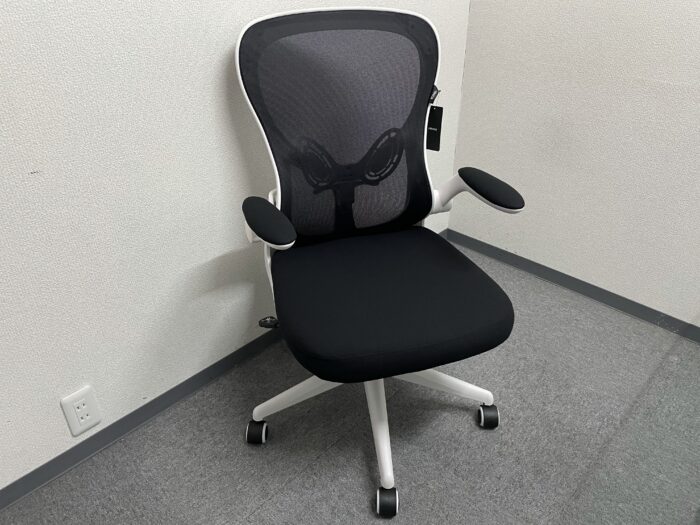 Hbadaのオフィスチェアの組み立ては超簡単。